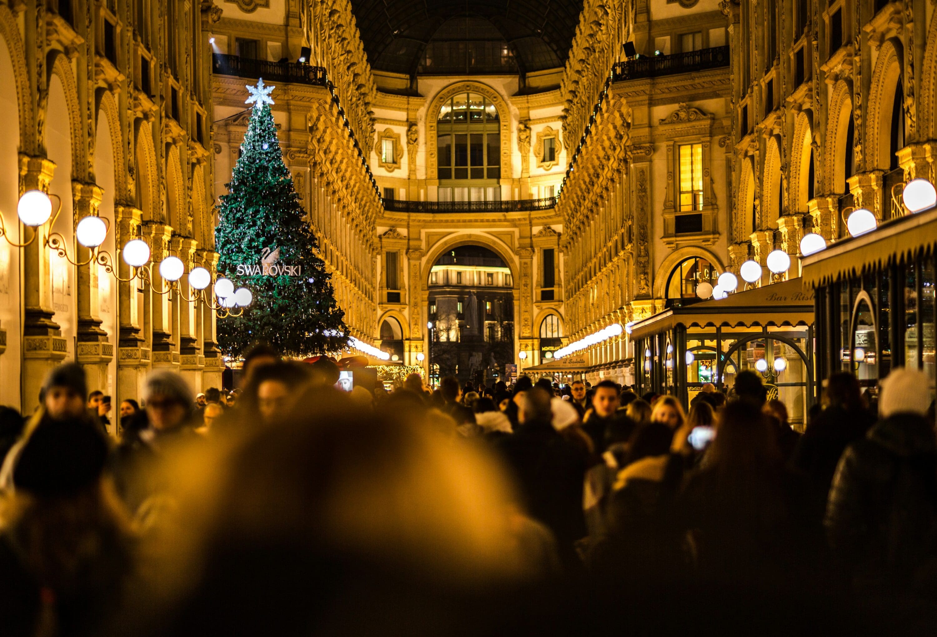 Wondering through the city of Milan on my first trip to the famous Galleria Vittorio Emanuele and adjacent Duomo.